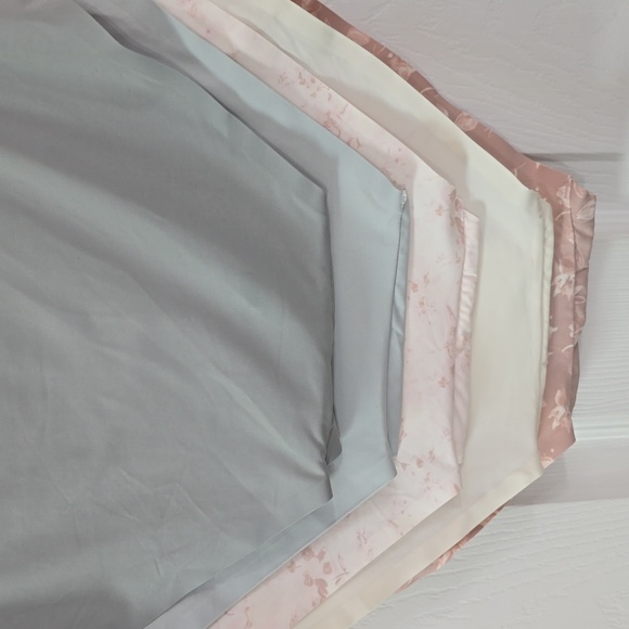 NWT Vince Camuto 5 Pack No Show Bikini Panties Floral Solid Gray Mauve Size XL - Picture 6 of 12